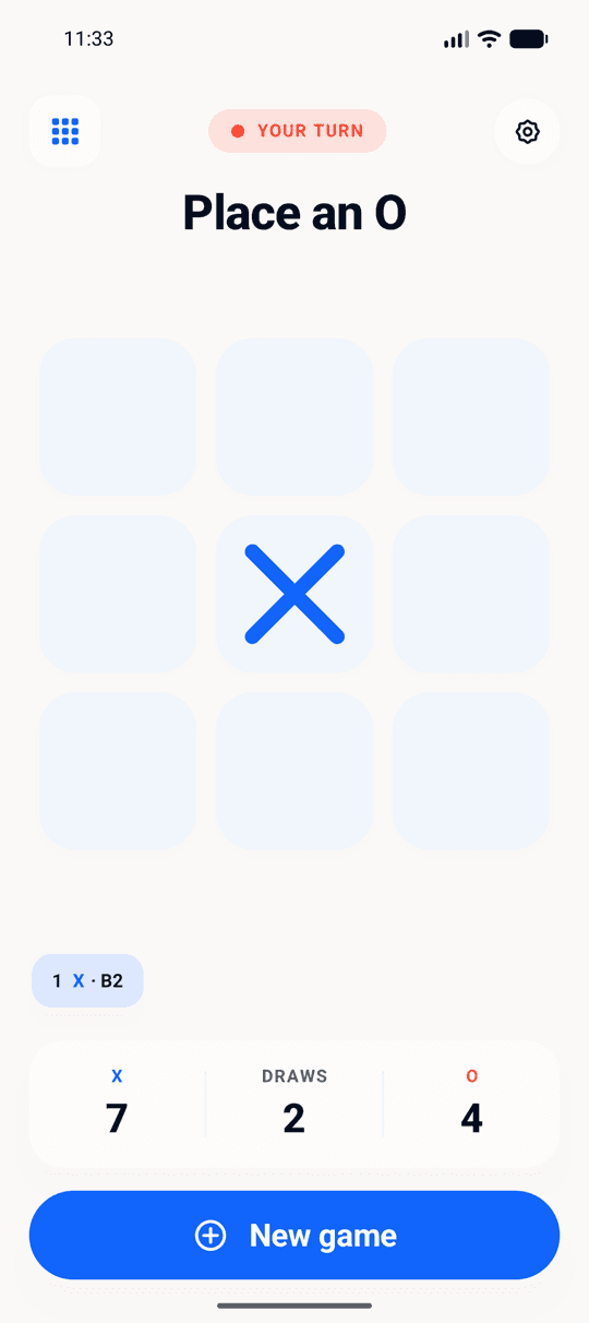 The app at the start of a round with the first mark placed